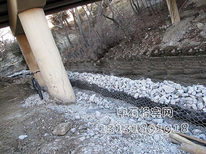 護(hù)岸固濱籠價(jià)格、施工13131891918