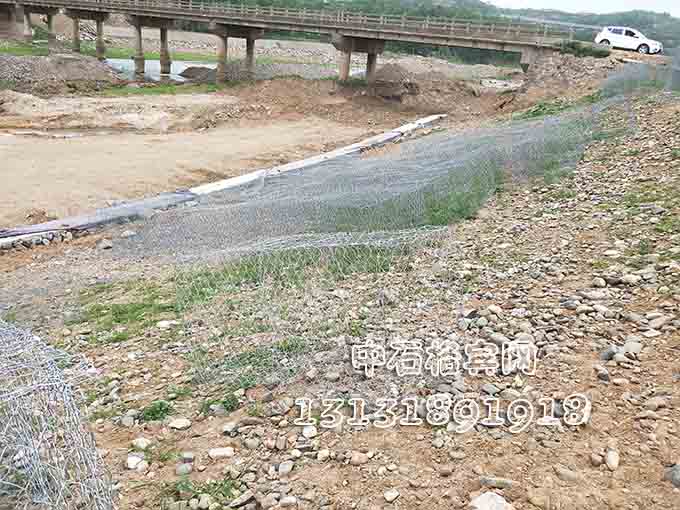 雙隔板雷諾護(hù)墊 雙隔板雷諾護(hù)墊