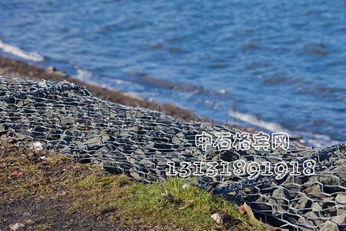 格賓網(wǎng)護(hù)岸