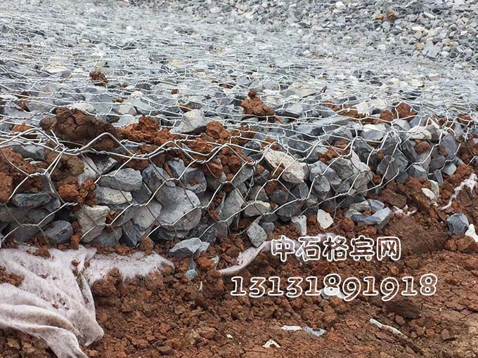 鍍鋅鋁合金雷諾護(hù)墊 鍍鋅鋁合金雷諾護(hù)墊